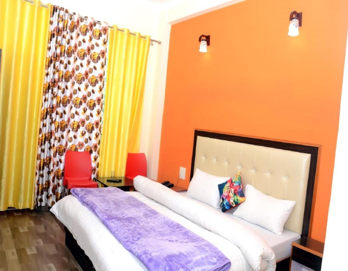 Stayapart - Hotel Bagsu Sarovar 达兰萨拉 外观 照片