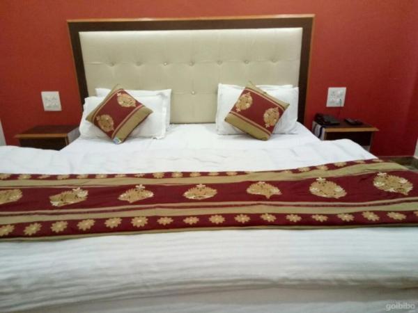 Stayapart - Hotel Bagsu Sarovar 达兰萨拉 外观 照片